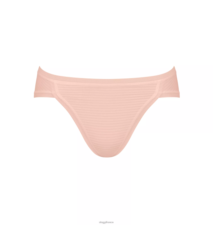 contre la terre cuite